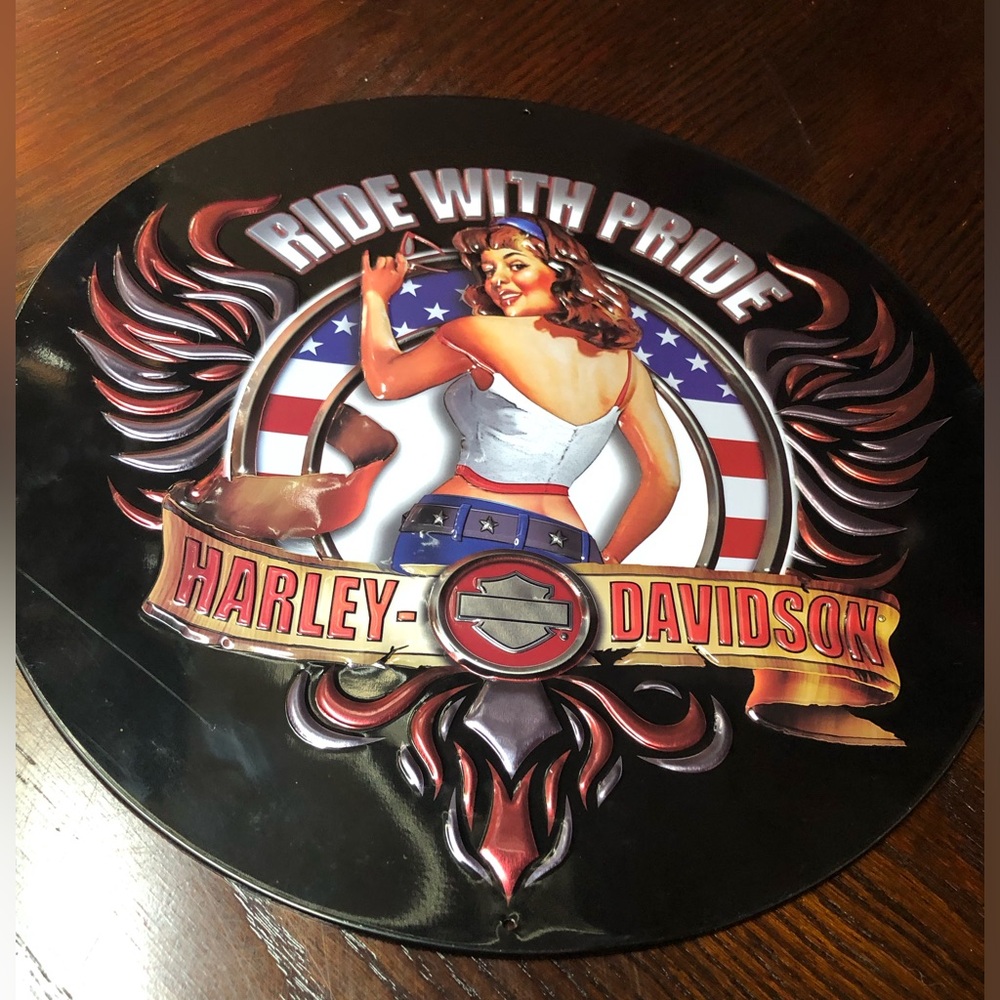 15inch Harley-Davidson Ride With Pride Wall Art - Picture 7 of 11